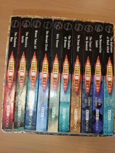 10 Dr Who Novels In Presentation Box