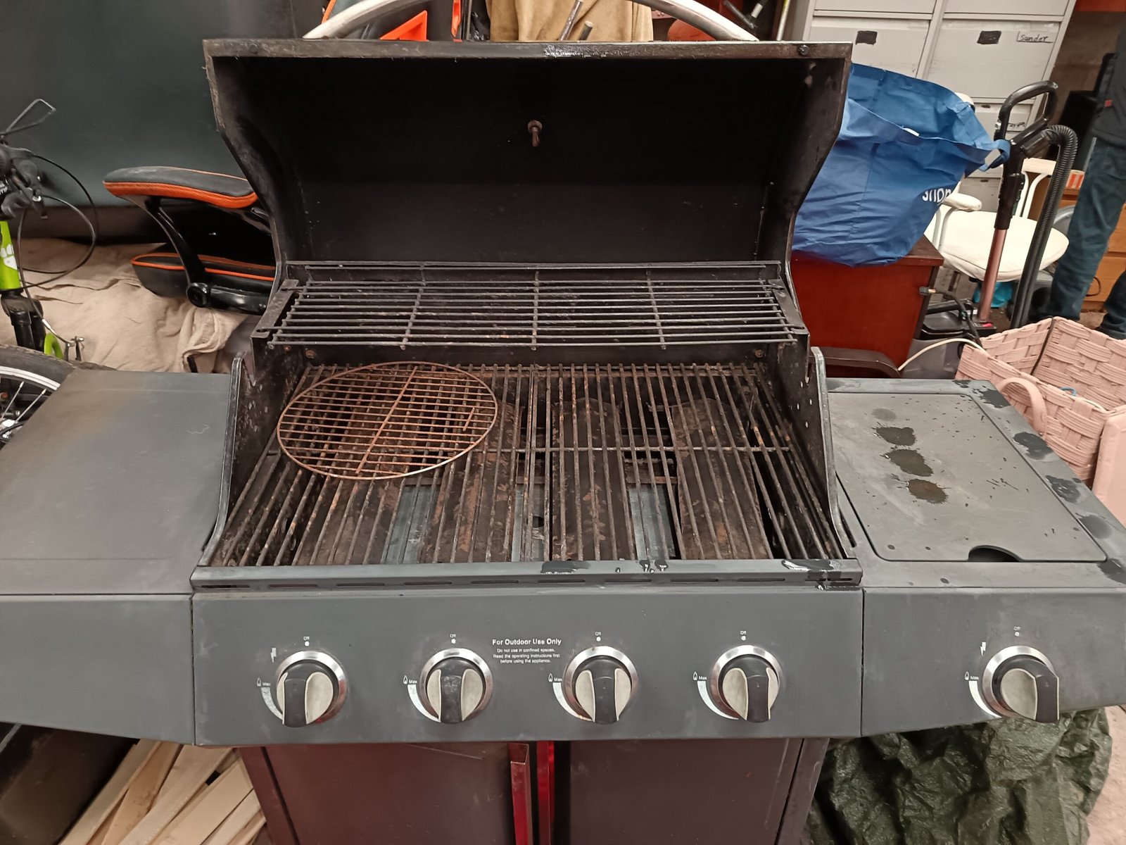 Gas Fuelled BBQ Set