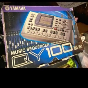 Yamaha QY 100 Sequencer
